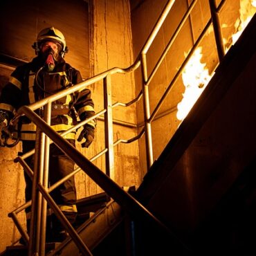 Nächtliches Inferno in Monschau: Drei Todesopfer nach Gebäudebrand