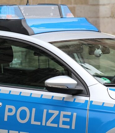 Nächtliche Verfolgungsjagd auf der A52 endet in Festnahmen