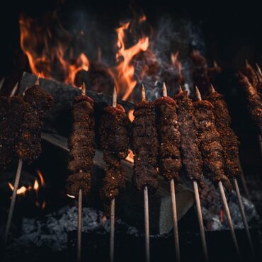Brandgefahr: Düsseldorf verhängt striktes Grillverbot in Parks