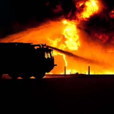 Großbrand bei Nuss-Hersteller in Schwerte: Feuerwehr im Dauereinsatz