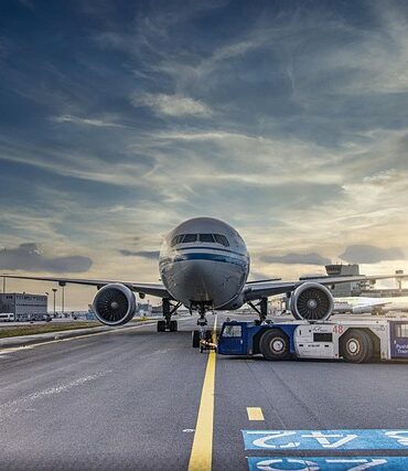 Sicherheitsaktion am Flughafen: Trump verließ Maschine über Catering-LKW