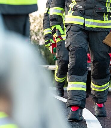 Feuerwehr rettet Waschbären aus Kamin in Kreuztal