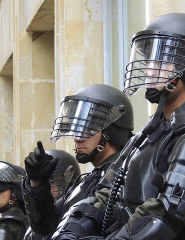 Großeinsatz in der Städteregion Aachen: Polizei vollstreckt Haftbefehle