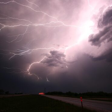 Wetterumschwung in NRW: DWD warnt vor Gewittern und Starkregen
