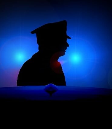 Polizeieinsatz an Velberter Berufskolleg: Entwarnung nach Drohungen